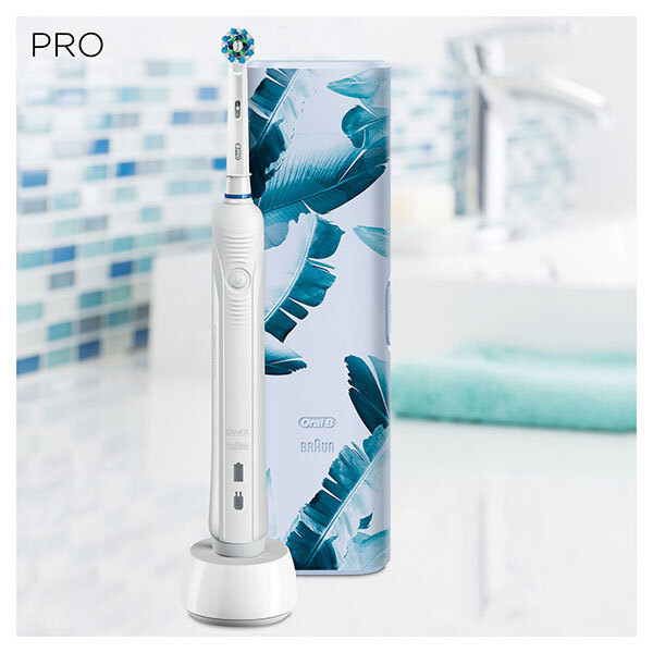 Oral-B Pro 1 680 White Electric Toothbrush with Travel Case