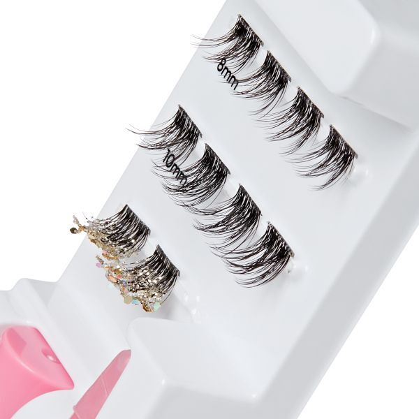 Wicked x Kiss Falscara Cluster Lashes - I Couldn't Be Lovelier