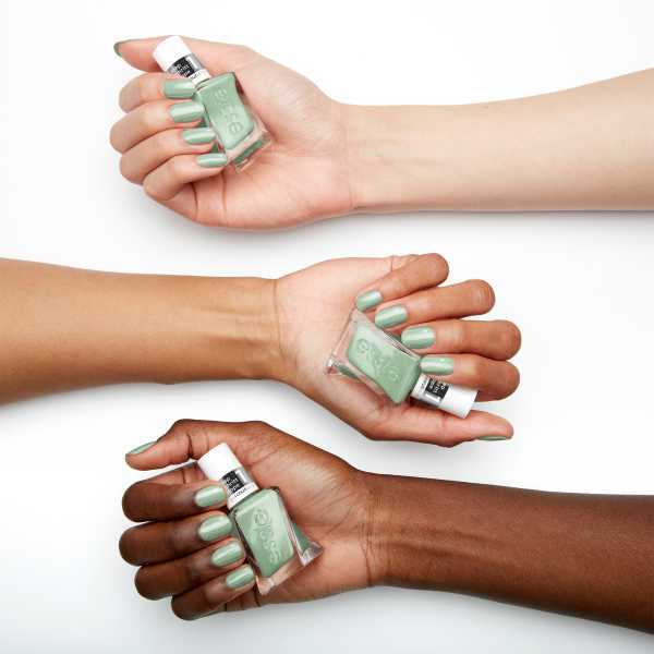 Essie Gel Couture Gel-Like Nail Polish Bling It