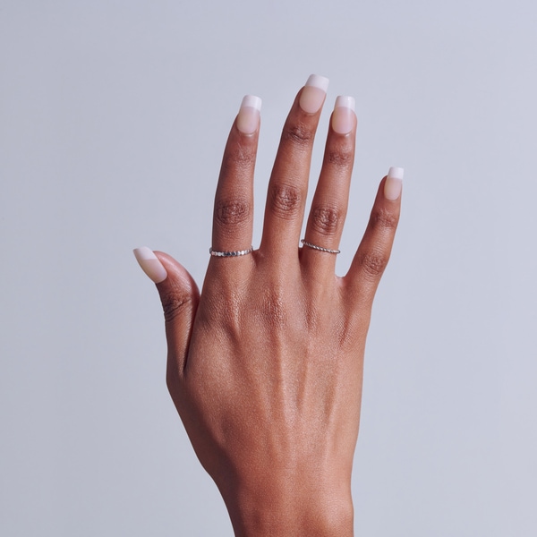 Kiss CORE French Nails - Scenario