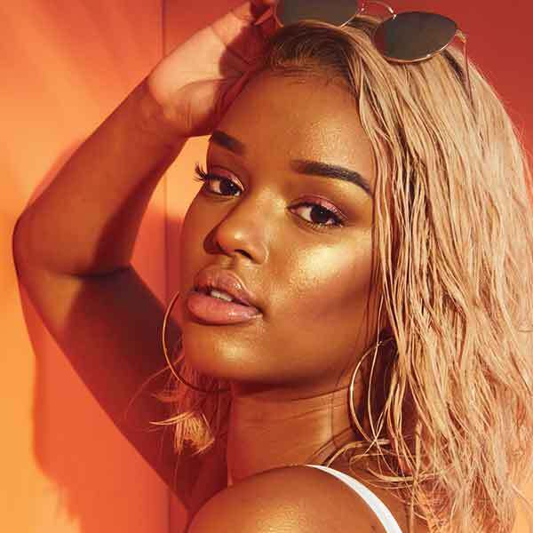 MUA Glow X Light Lustre Liquid Highlighter Drops Spectacle