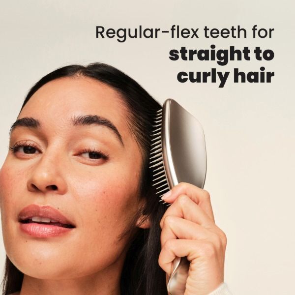 TT ULTIMATE DETANGLER CHROME GOLD.