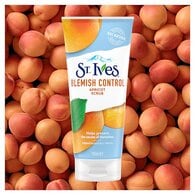 St. Ives Blemish Control Apricot Face Scrub 150ml