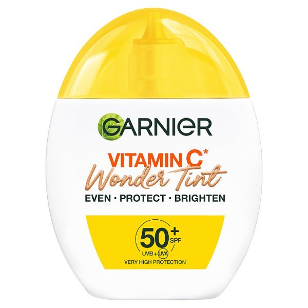 Garnier Vitamin C Wonder Tint SPF50+ Medium Shade for Even Tone 40ml