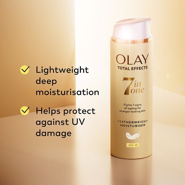 Olay Total Effects Featherweight 7in1 Face Cream SPF15 50ml