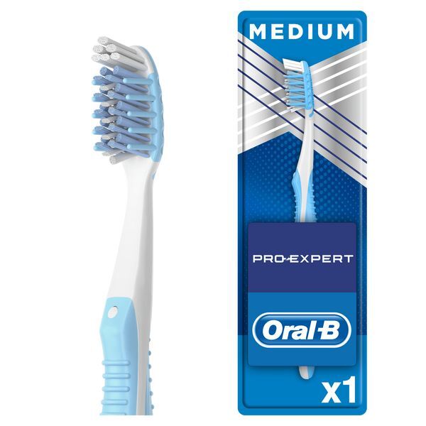 DNR Oral-B Pro-Expert Anti-Plaque 35 Medium Manual Toothbrush