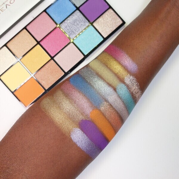 Revolution Reloaded Palette Spirited Love