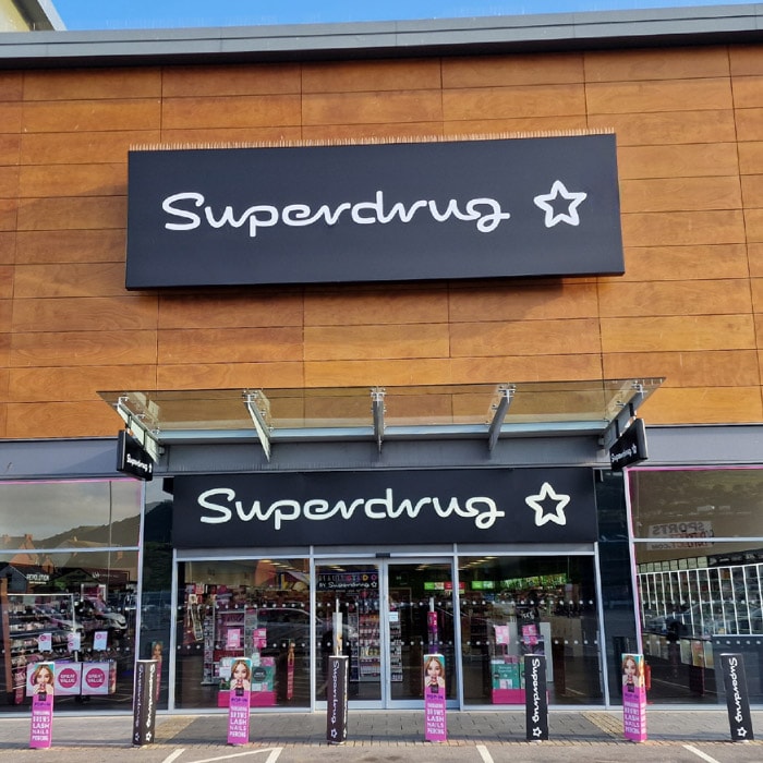 <p style="font-size: 1.6rem;font-weight: 600;padding: 0 1.5rem;text-transform: none;line-height: 1.4;min-height: 70px;margin: 0;">
Superdrug to open new store in Prestatyn Retail Park
</p>
