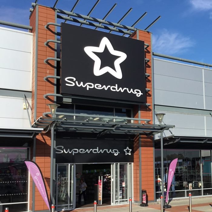 <p style="font-size: 1.6rem;font-weight: 600;padding: 0 1.5rem;text-transform: none;line-height: 1.4;min-height: 70px;margin: 0;">Superdrug to open new store in Silverlink Retail Park, Newcastle</p>