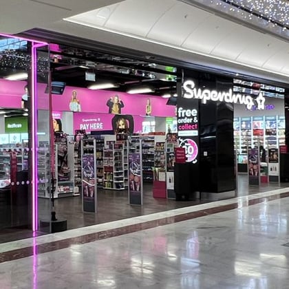 <p style="font-size: 1.6rem;font-weight: 600;padding: 0 1.5rem;text-transform: none;line-height: 1.4;min-height: 70px;margin: 0;">
Superdrug to open new best-in-class store in Brent Cross
</p>