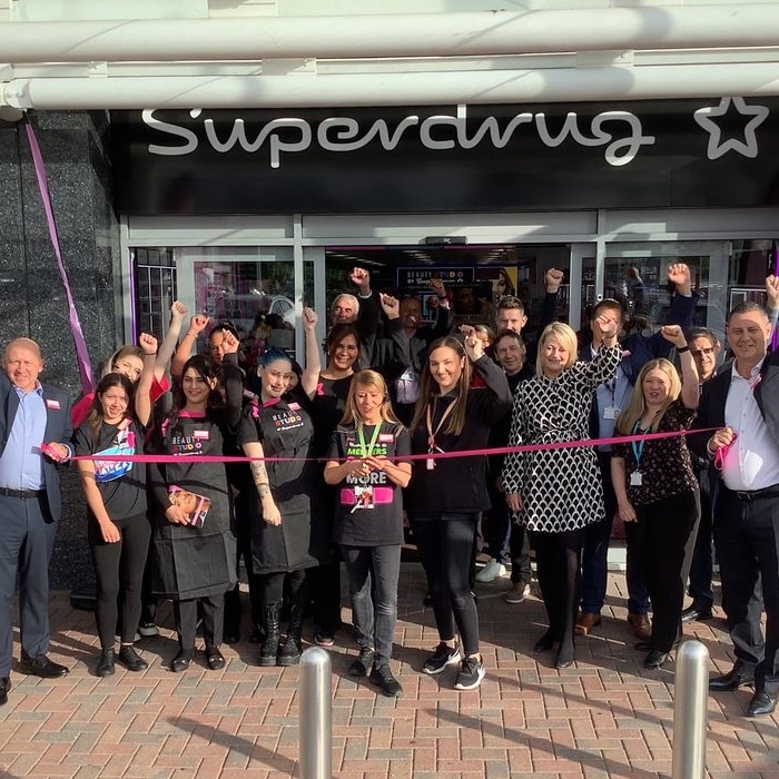 <p style="font-size: 1.6rem;font-weight: 600;padding: 0 1.5rem;text-transform: none;line-height: 1.4;min-height: 70px;margin: 0;">Superdrug to open new store in Birstall, West Yorkshire</p>