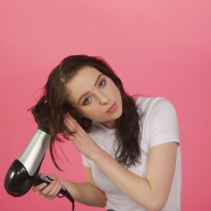 How to use a hair dryer diffuser