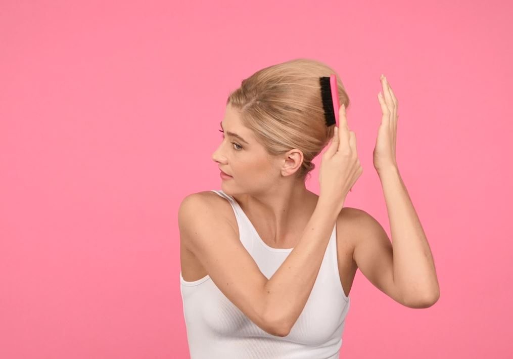 French Pleat 9 - Brush and Style