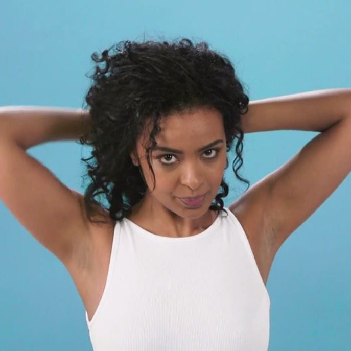How to Get Bouncy Curls with Bantu Knots