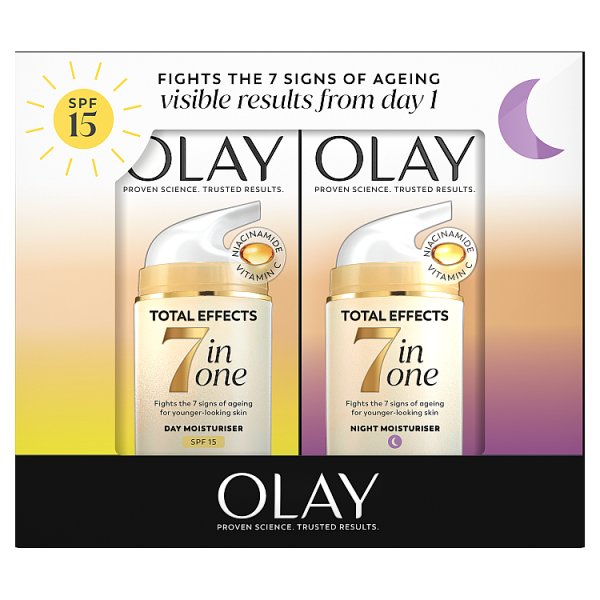 Olay Total Effects Anti-Ageing 7-in-1 Day & Night Gift Set