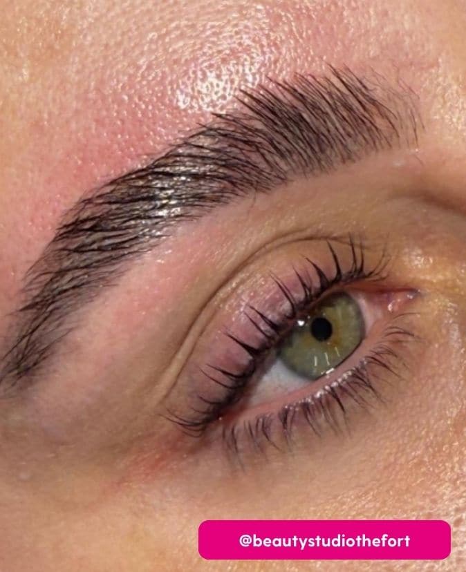 Beauty Studio brows gallery image 4