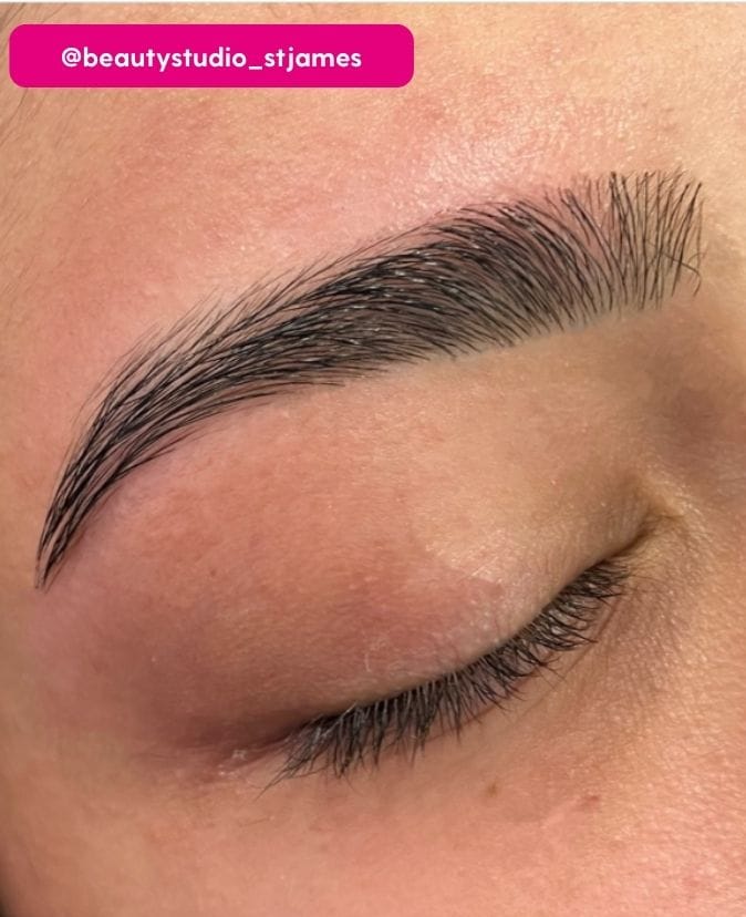 Beauty Studio brows gallery image 2